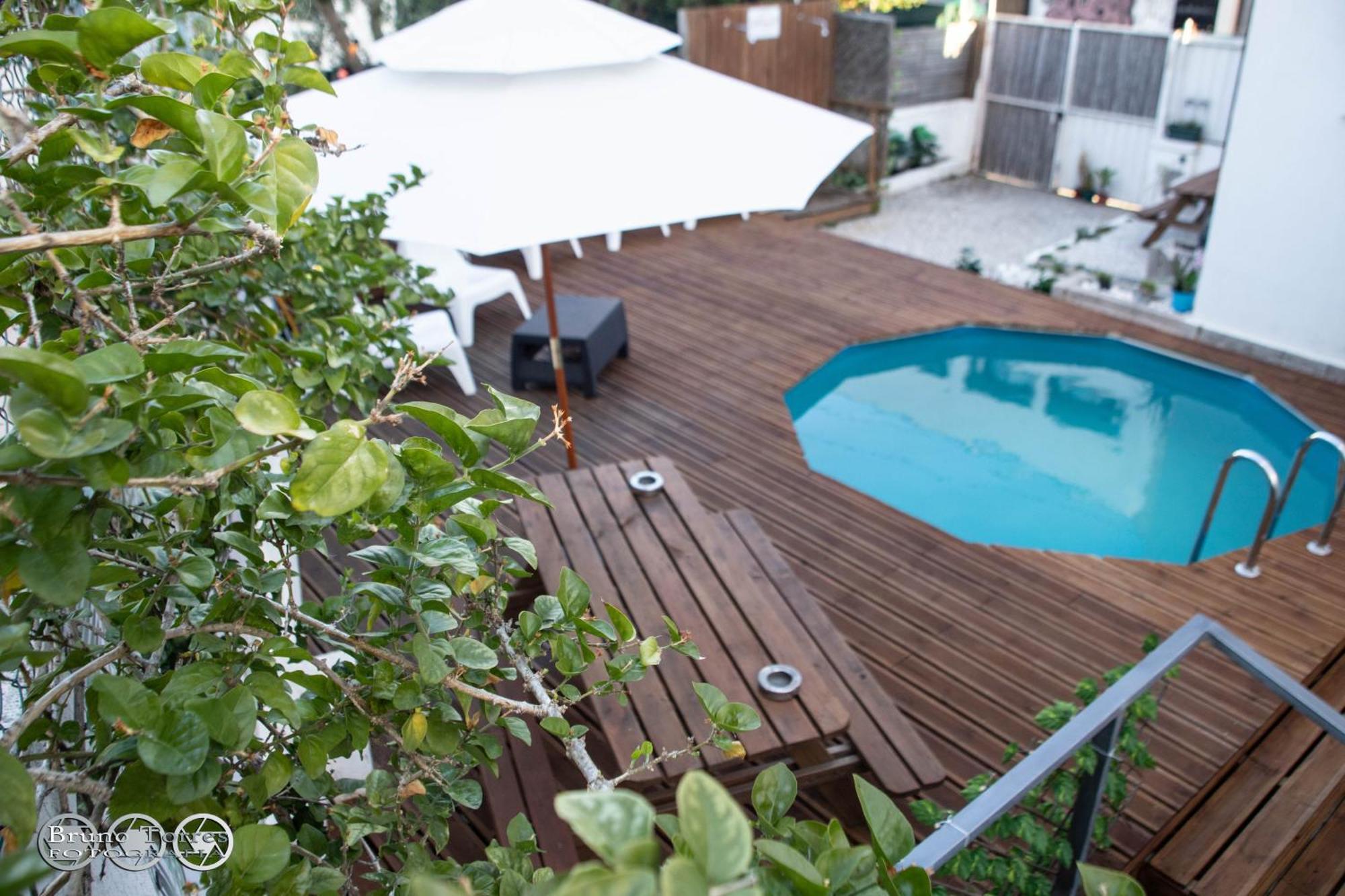 The Shed Surf Lodge Costa de Caparica Eksteriør bilde